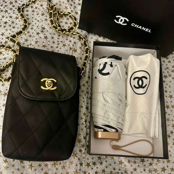 CHANEL Accessories - CHANEL Limited Edition VIP Umbrella with Cover, Protective case& Box Novelty GWP